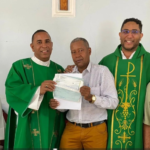 “El Departamento de Desarrollo Comunitario hace una Donación a la Parroquia Sagrado Corazón de Jesús en Villa Tabacalera.”