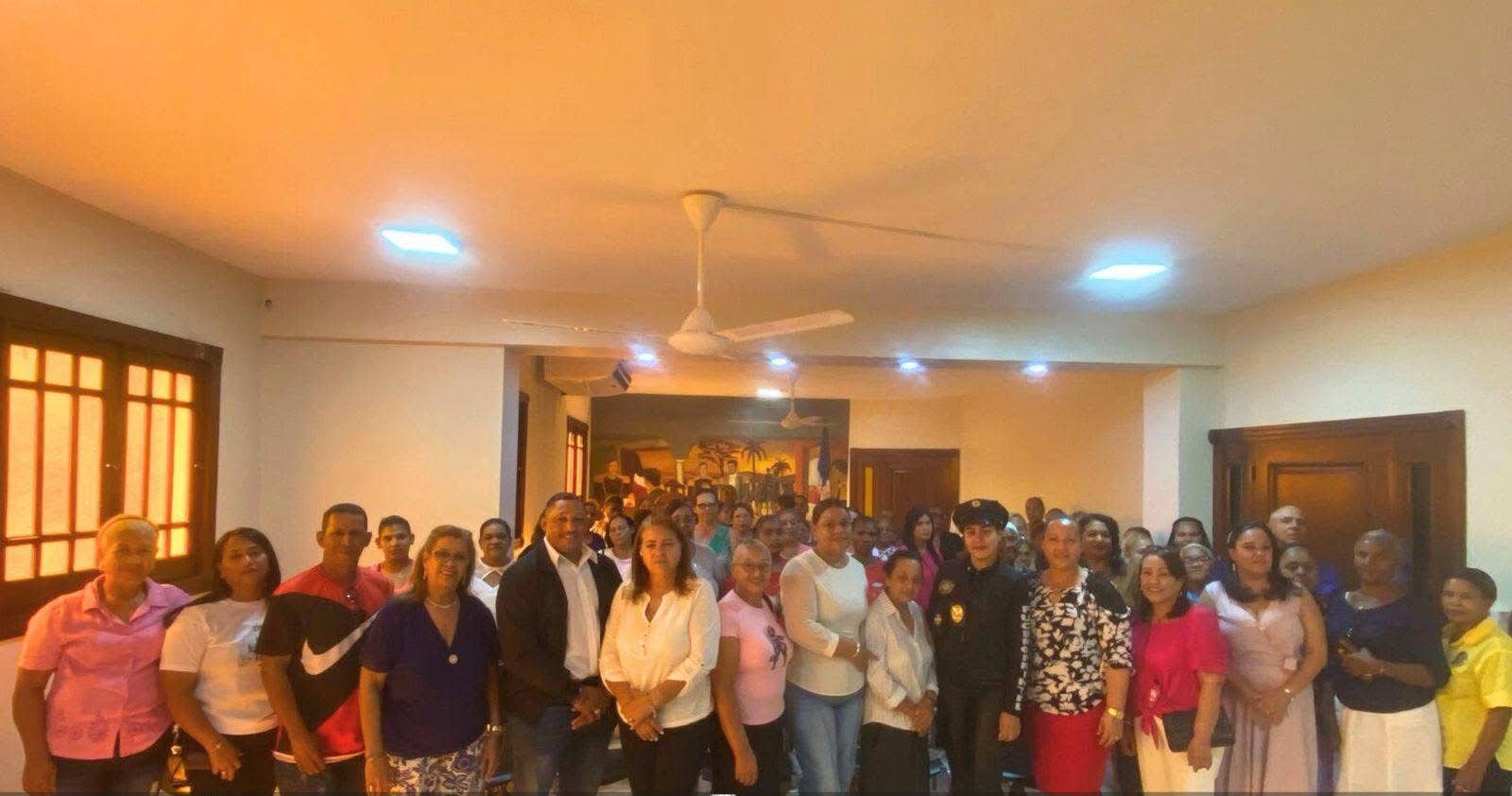 El Departamento de Genero de la Junta Distrital de Hato del Yaque realiza conferencia “Visibilizando los Aportes y Derechos de la Mujer”