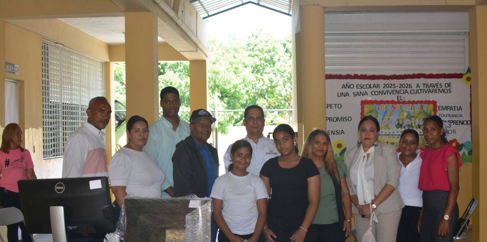 Tecnología para el Futuro: Abriendo Caminos en la Educación
