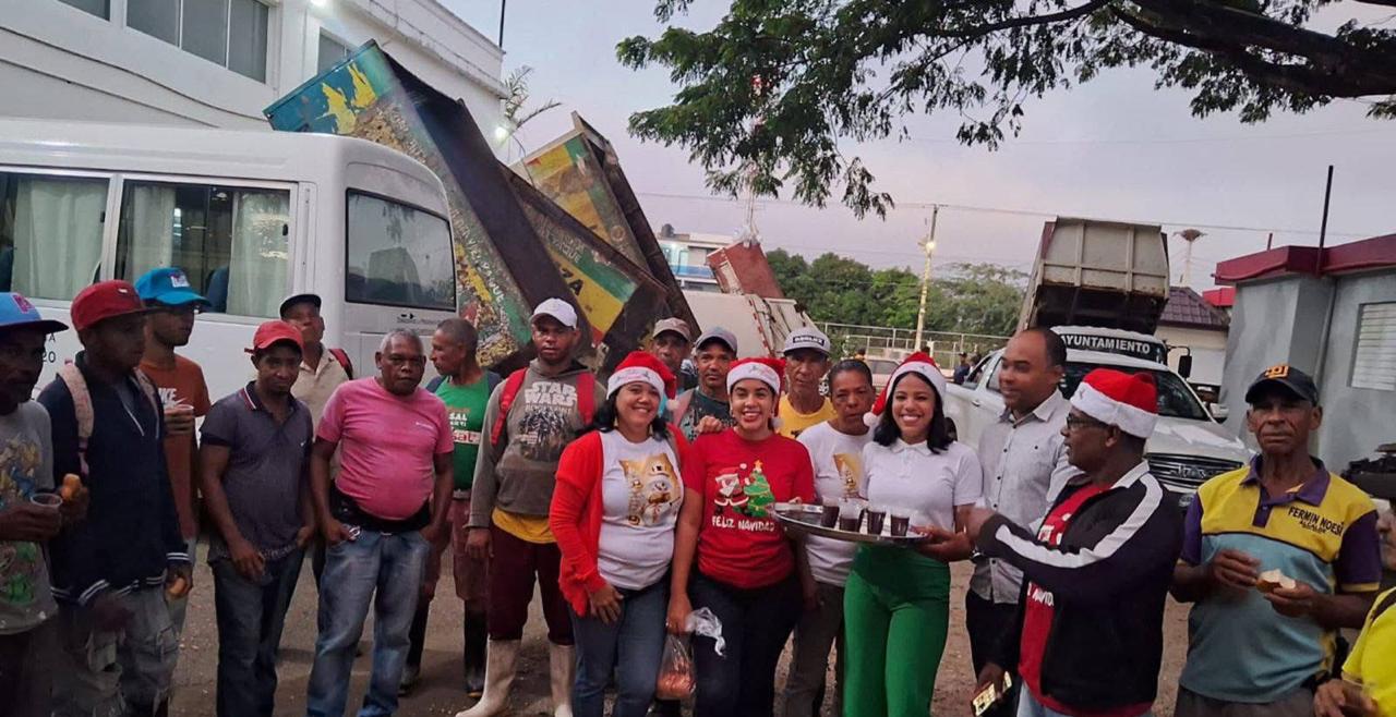 La Junta Distrital de Hato del Yaque da la Bienvenida Oficial a la Navidad.